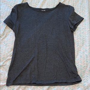 grey shirt